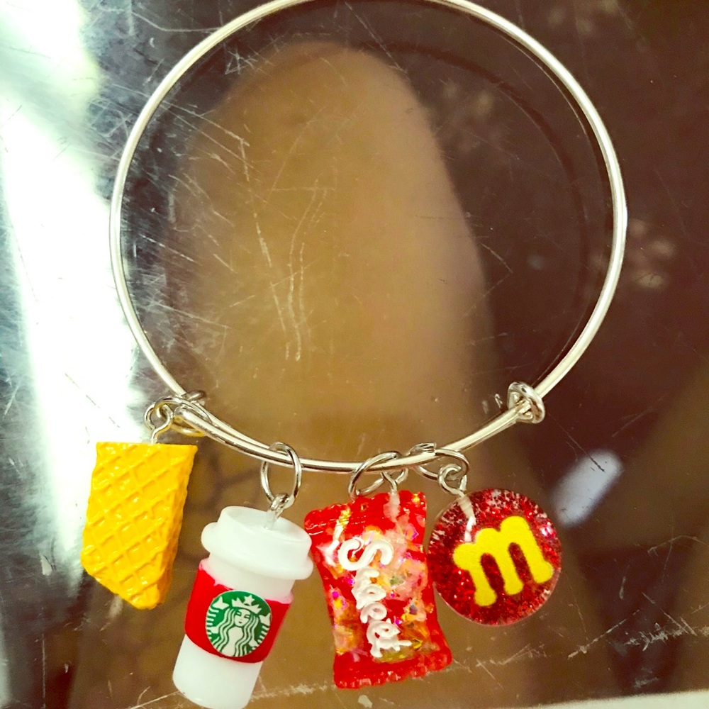 Charm bracelet